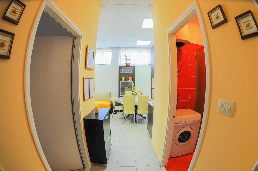 Apartments Marija Petricevic Podstrana Ruang foto